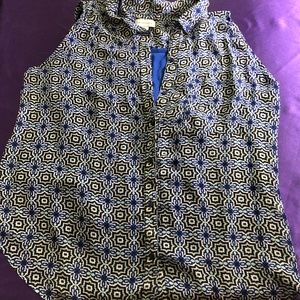 📌 Liz Claiborne nice Blouse with a top under